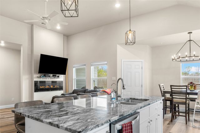 1406 Live Oak Street, Sulphur Springs, TX 75482