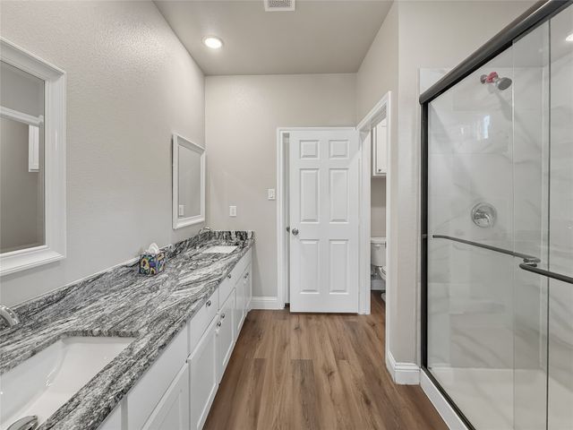 1406 Live Oak Street, Sulphur Springs, TX 75482