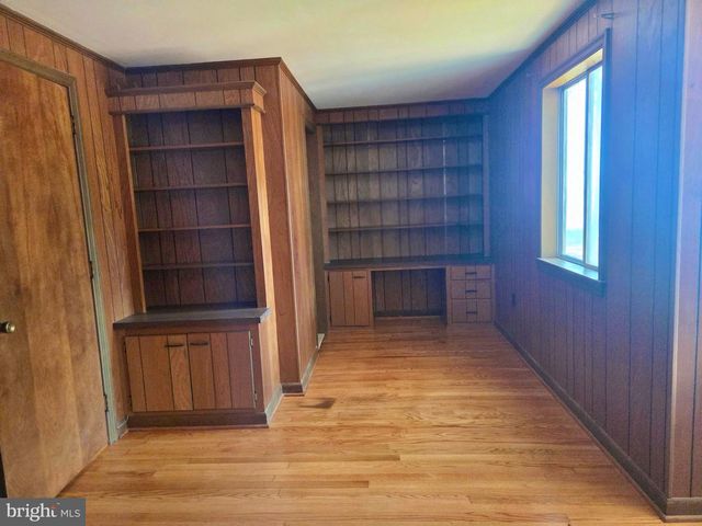 5489 RUDE AVE, Tilghman, MD 21671