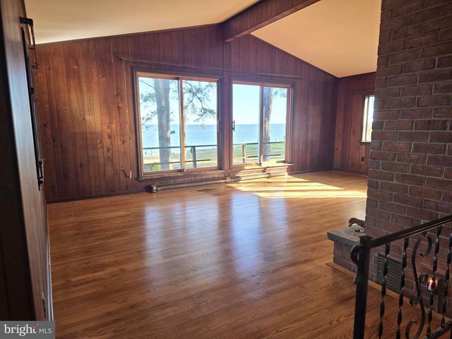 5489 RUDE AVE, Tilghman, MD 21671