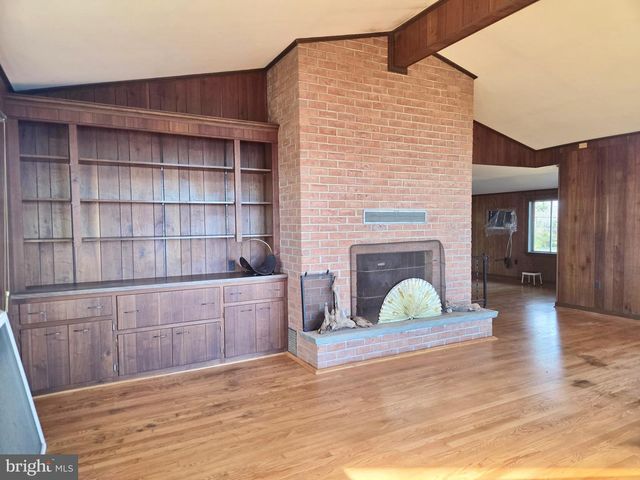 5489 RUDE AVE, Tilghman, MD 21671