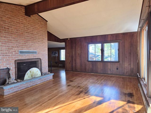 5489 RUDE AVE, Tilghman, MD 21671