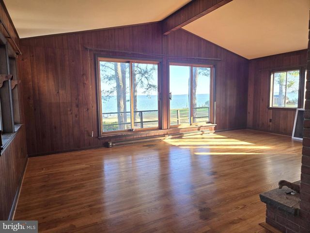 5489 RUDE AVE, Tilghman, MD 21671