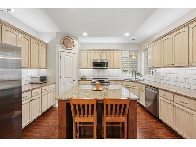 504 N ALLEN CREEK Dr, Ridgefield, WA 98642