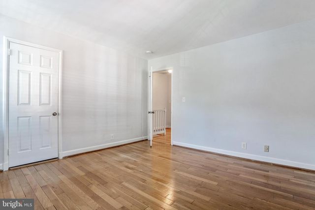 2925 S DINWIDDIE ST, Arlington, VA 22206