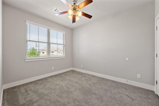 374 Madison Oaks Ave 12B, Georgetown, TX 78626