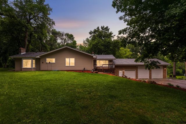 20840 Hidden Ponds Drive, Rogers, MN 55374