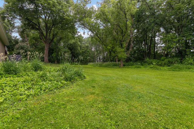 20840 Hidden Ponds Drive, Rogers, MN 55374