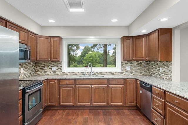 20840 Hidden Ponds Drive, Rogers, MN 55374