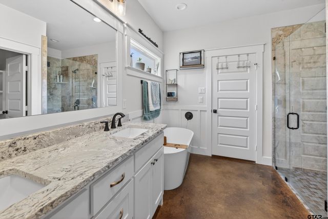 6371 Mill Run Rd., Athens, TX 75751