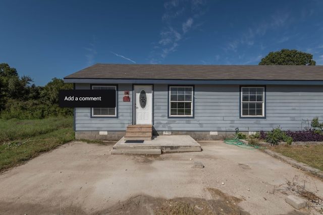 121 Windy Creek, Springtown, TX 76082