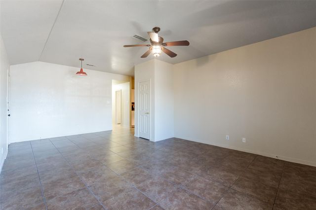 5301 Morning Glen LN, Killeen, TX 76542