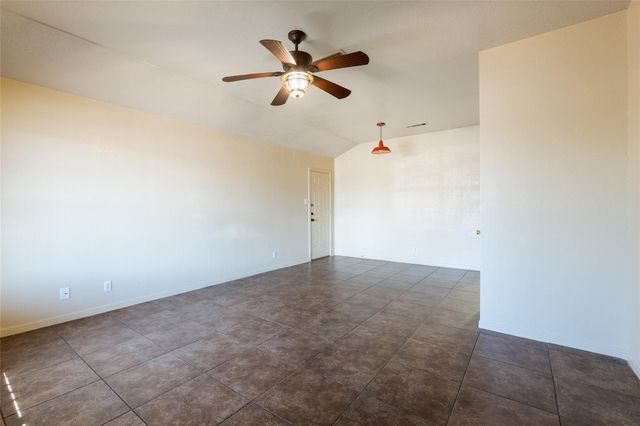 5301 Morning Glen LN, Killeen, TX 76542