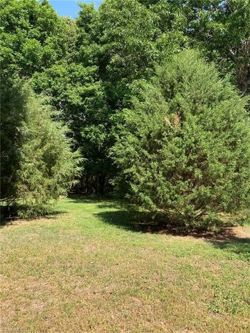 2451 Mountain View Road, Asheboro, NC 27205