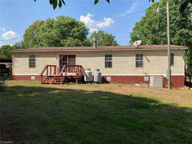 2451 Mountain View Road, Asheboro, NC 27205
