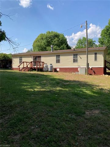 2451 Mountain View Road, Asheboro, NC 27205