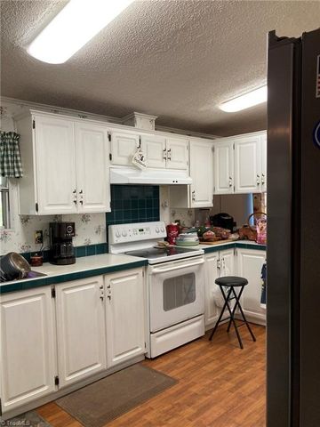 2451 Mountain View Road, Asheboro, NC 27205