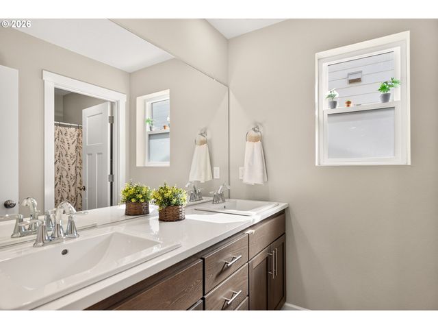 2007 Nw WESSEX St, Mc Minnville, OR 97128