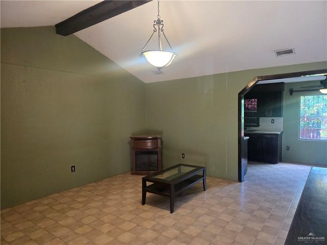 519 E 3rd Street, Sullivan City, TX 78595