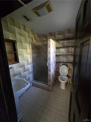 519 E 3rd Street, Sullivan City, TX 78595