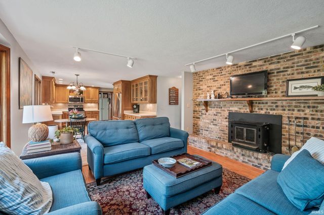 375 W 200 N, Columbia City, IN 46725