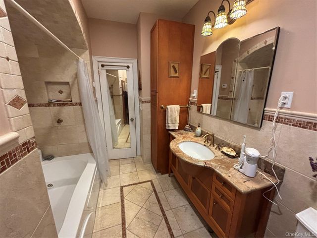 329 E Chester Street, Long Beach, NY 11561