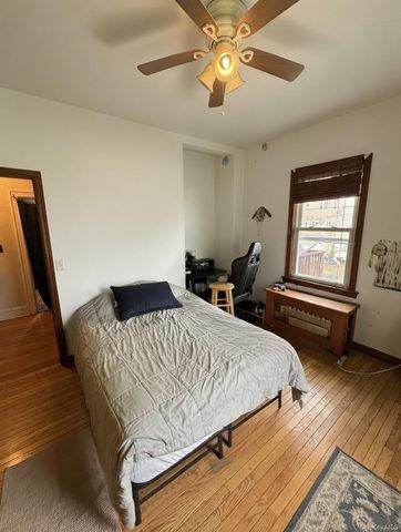 329 E Chester Street, Long Beach, NY 11561