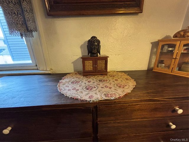 329 E Chester Street, Long Beach, NY 11561