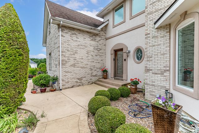 12765 Rambling Rose Lane, St. John, IN 46373