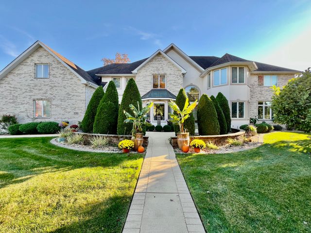 12765 Rambling Rose Lane, St. John, IN 46373