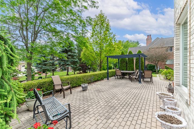 12765 Rambling Rose Lane, St. John, IN 46373