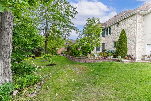12765 Rambling Rose Lane, St. John, IN 46373