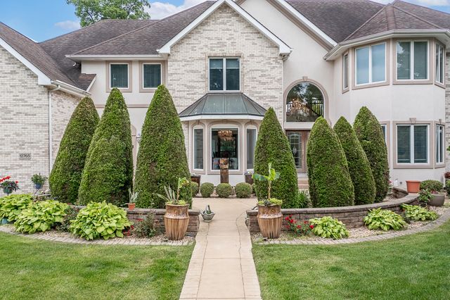 12765 Rambling Rose Lane, St. John, IN 46373
