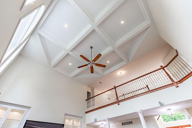 12765 Rambling Rose Lane, St. John, IN 46373