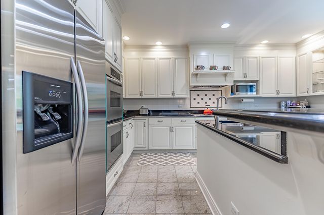 12765 Rambling Rose Lane, St. John, IN 46373