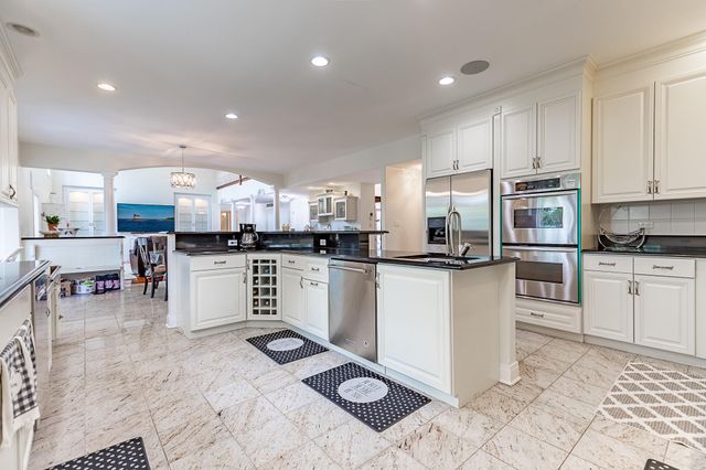 12765 Rambling Rose Lane, St. John, IN 46373