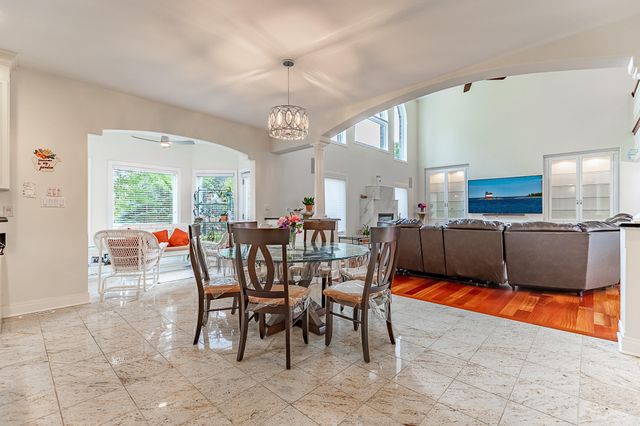 12765 Rambling Rose Lane, St. John, IN 46373