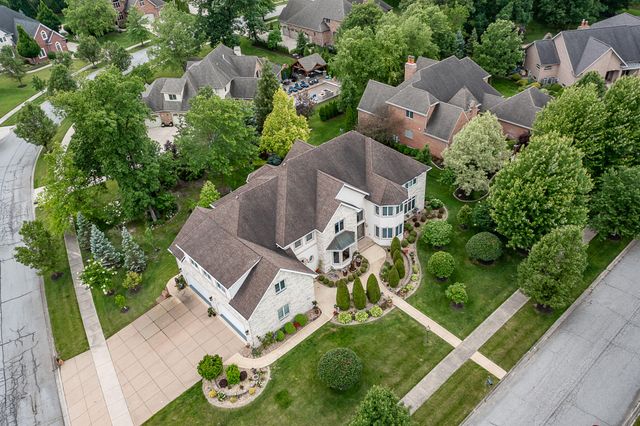 12765 Rambling Rose Lane, St. John, IN 46373