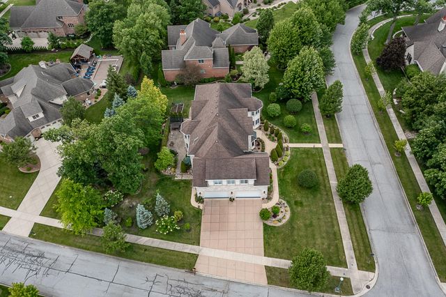 12765 Rambling Rose Lane, St. John, IN 46373