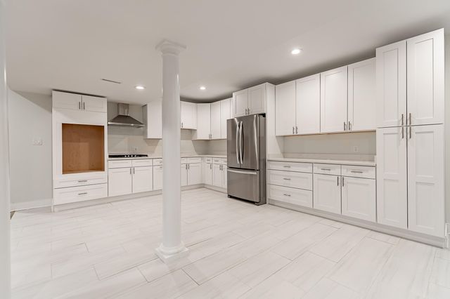 12765 Rambling Rose Lane, St. John, IN 46373