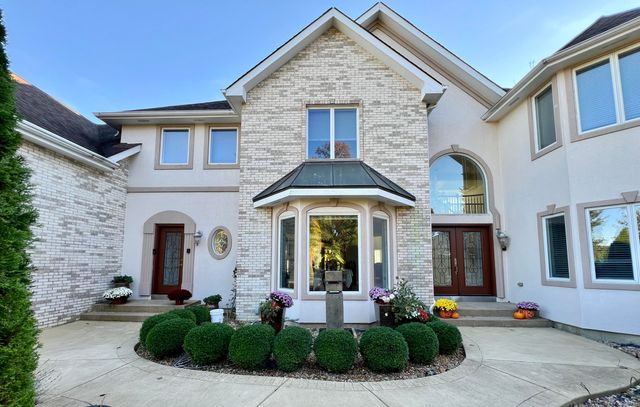 12765 Rambling Rose Lane, St. John, IN 46373