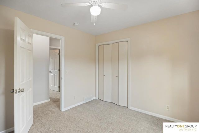 17812 Washington Circle, Omaha, NE 68135