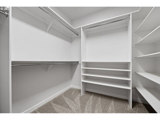 871 SALMONBERRY St, Springfield, OR 97477