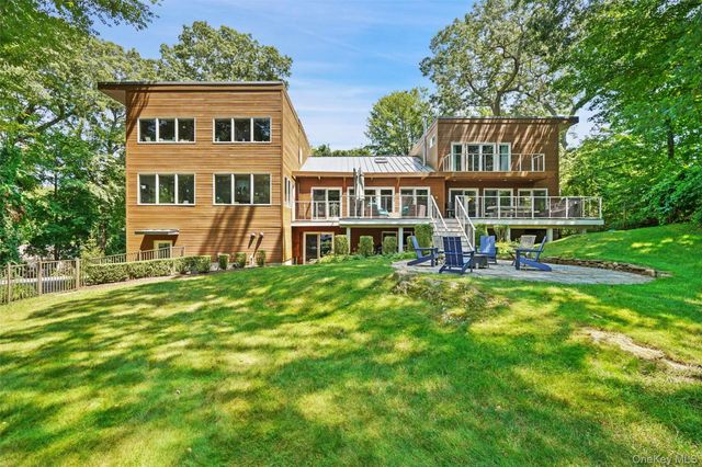 116 Davids Way, Bedford Hills, NY 10507