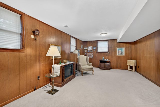 2081 Dogwood Drive, Lexington, KY 40504