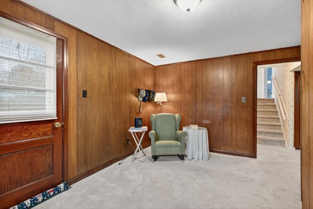 2081 Dogwood Drive, Lexington, KY 40504