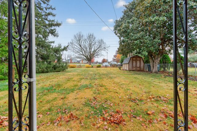 2081 Dogwood Drive, Lexington, KY 40504