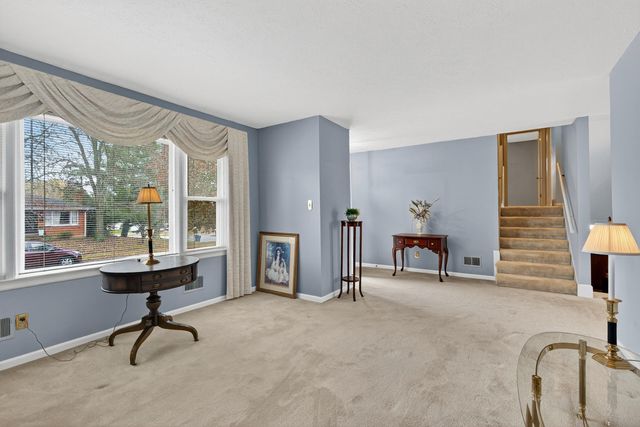 2081 Dogwood Drive, Lexington, KY 40504