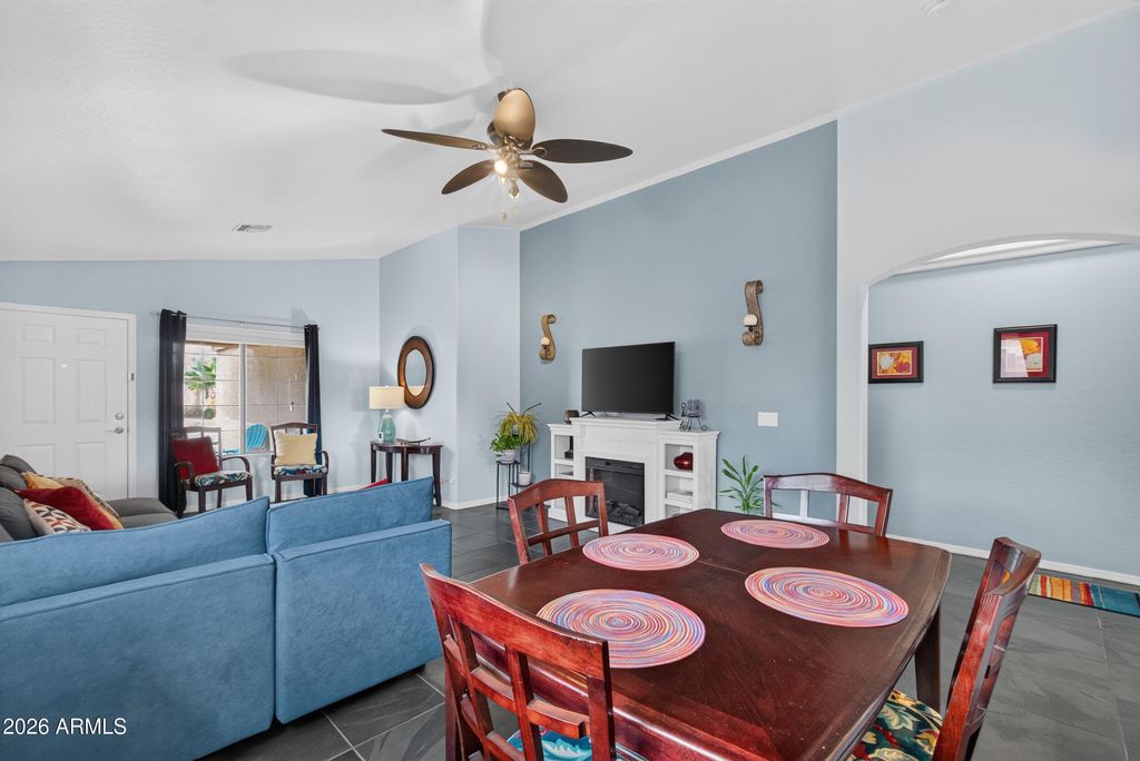 438 S LABELLE --, Mesa, AZ 85208 — photo 3