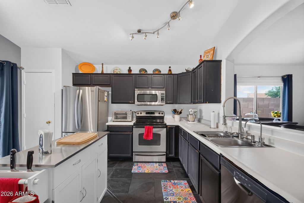 438 S LABELLE --, Mesa, AZ 85208 — photo 5